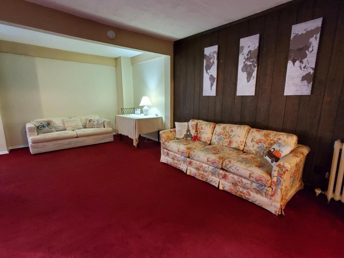 6 Minutes From The Falls! Spacious 2Nd Floor Apartment Sleeps 5 ไนแอการาฟอลส์ ภายนอก รูปภาพ